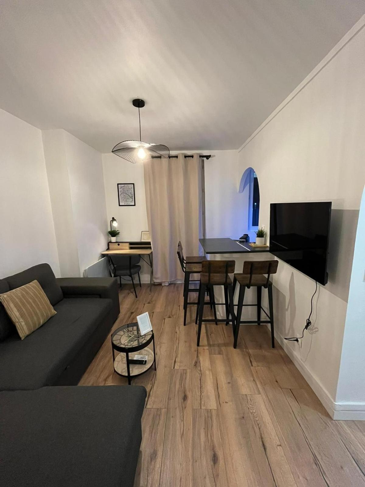 Charmant Appartement Proche Paris Et Stade De France ! Saint-Denis  Luaran gambar