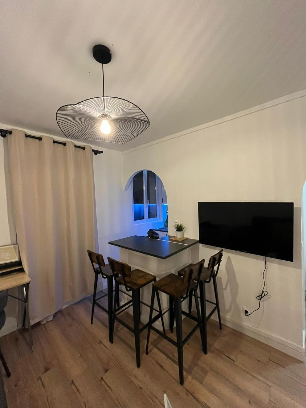 Charmant Appartement Proche Paris Et Stade De France ! Saint-Denis  Luaran gambar